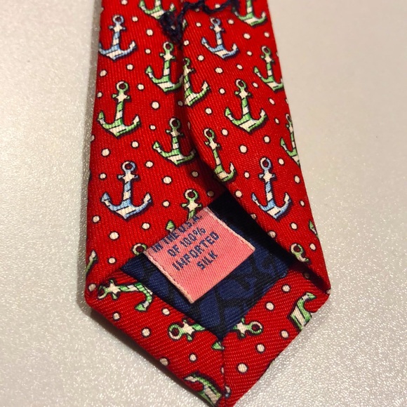 Vineyard Vines Tie / Anchors - Picture 5 of 10